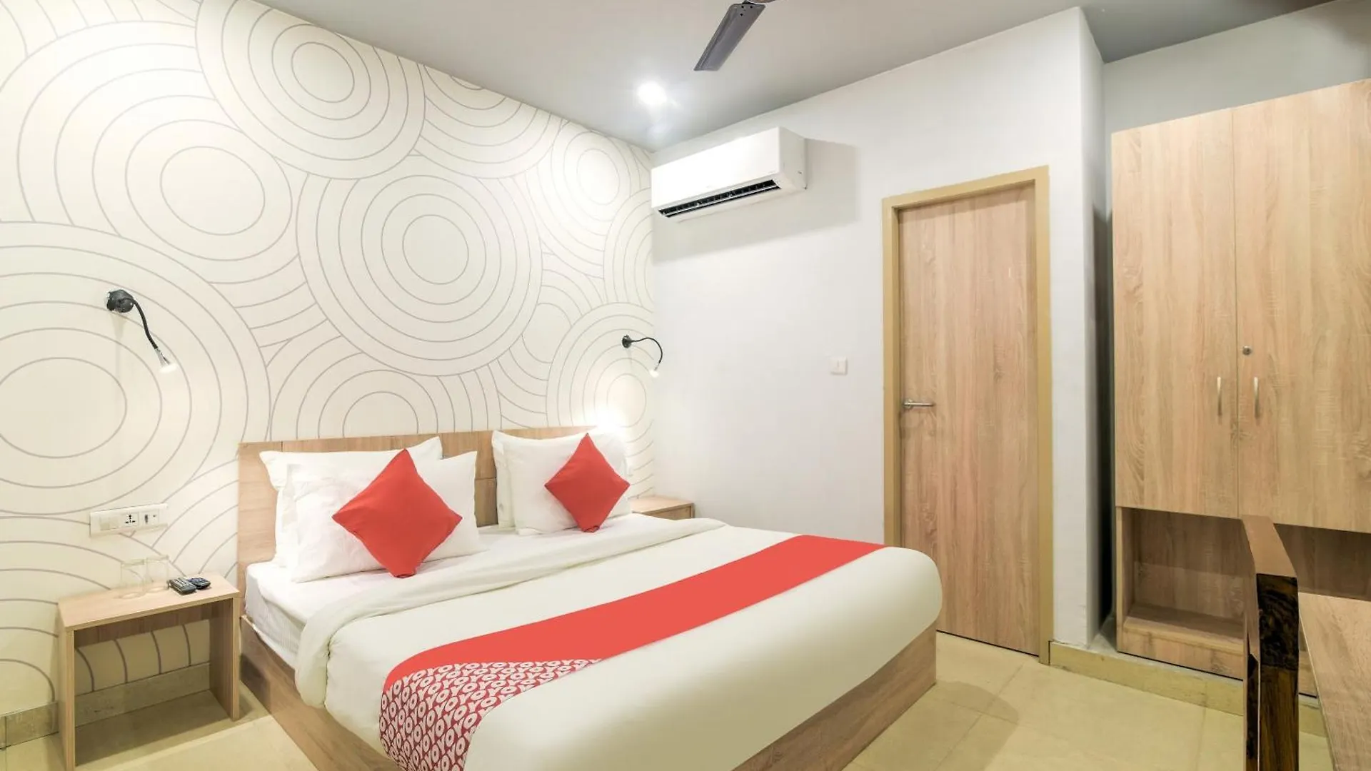****  Super Collection O Jps Grand Hotel Near Dwarka Metro Station Delhi  India